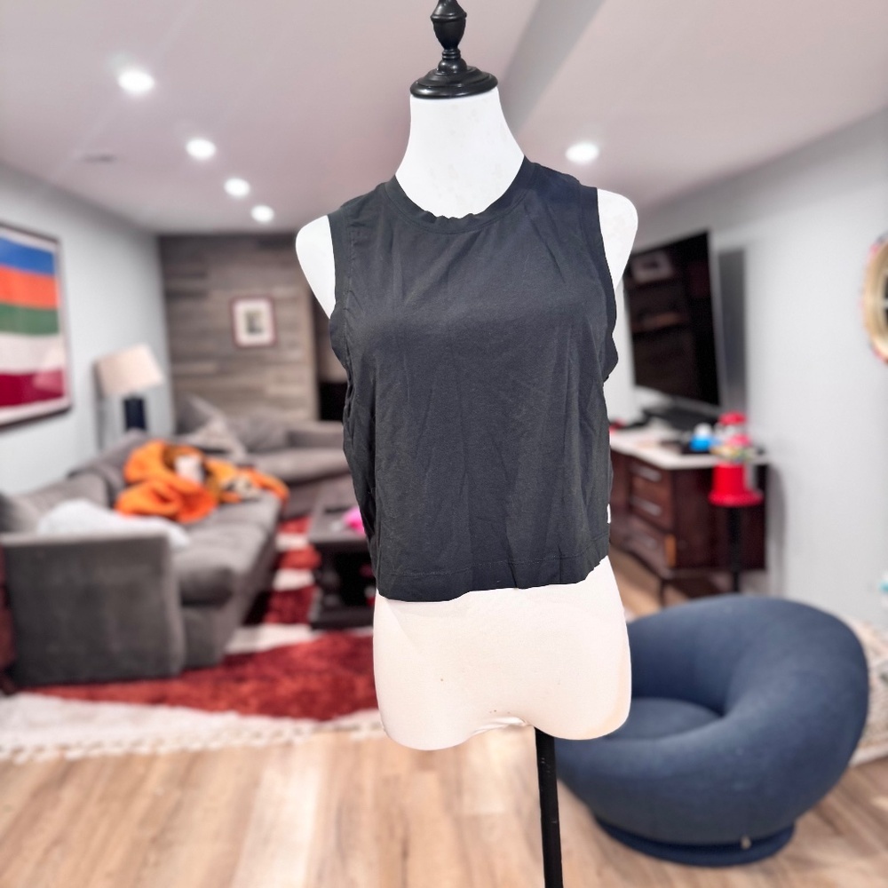 Vuori Energy Top Black size small